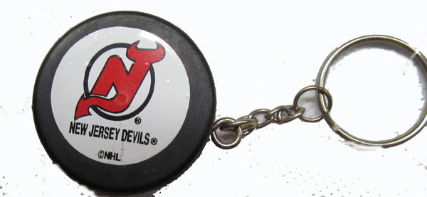 New Jersey Devils hockey puck key ring - Sports Nut Emporium