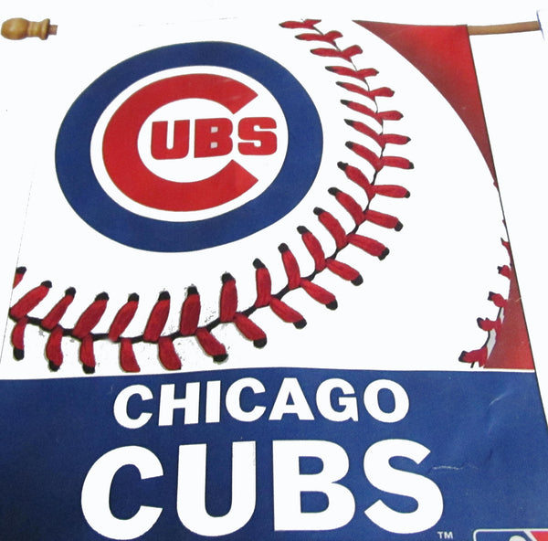 Chicago Cubs  vertical flag - Sports Nut Emporium